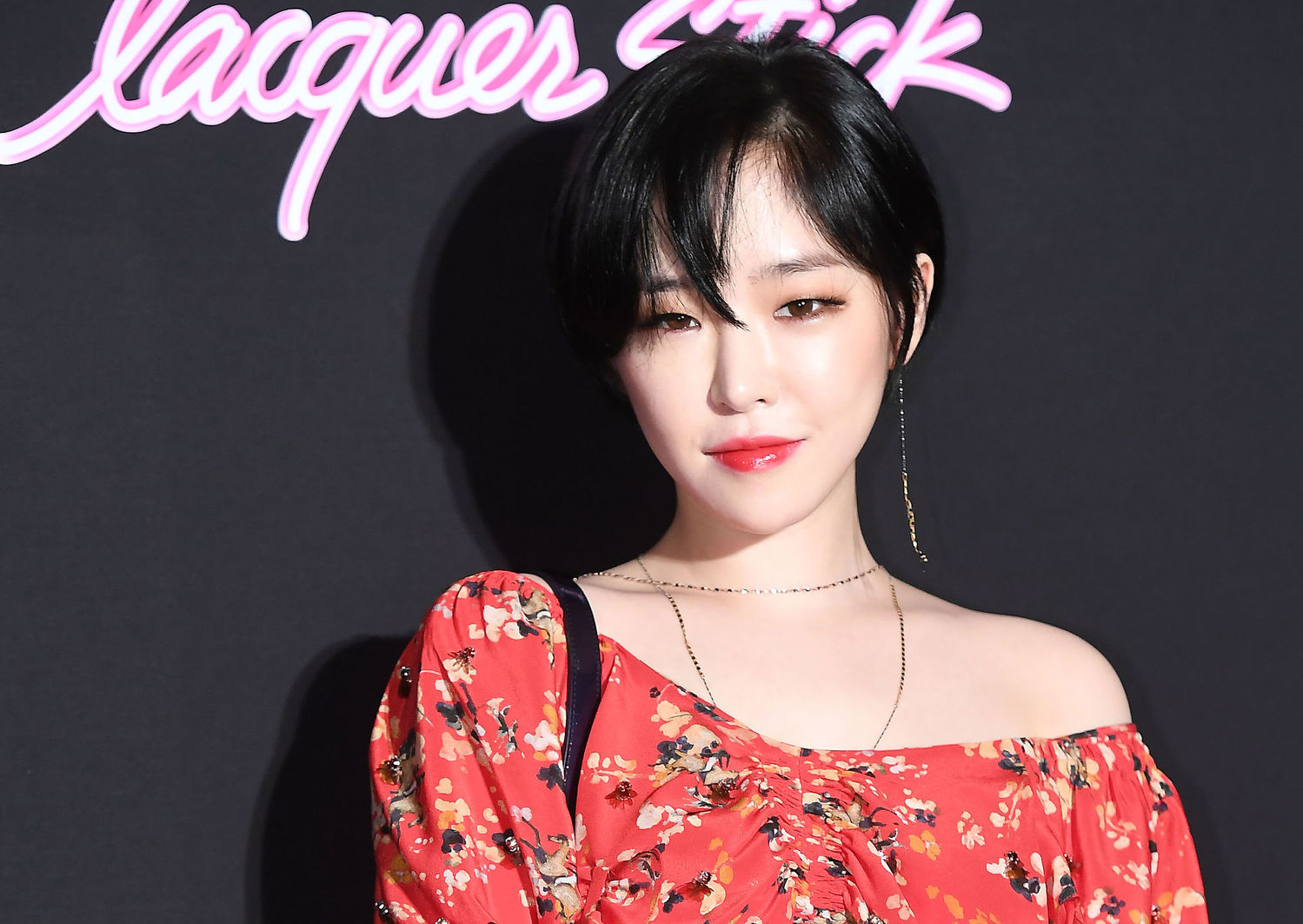 「星闻」brown eyed girls成员佳仁承认服用异丙酚并道歉