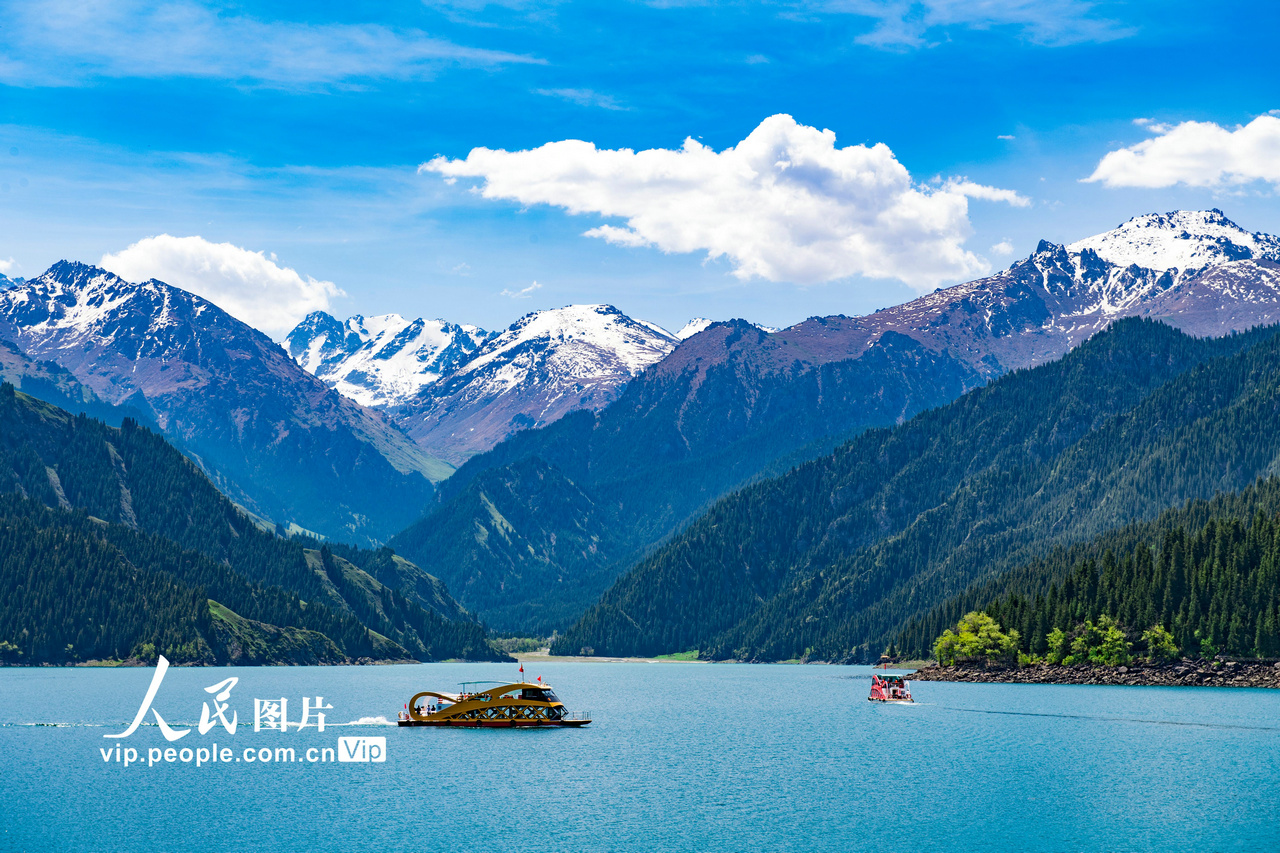 新疆天山天池携程