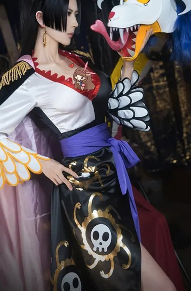 佐助cos秒变女帝,女装大佬的错觉感,熊祁的cos具有独特魅力