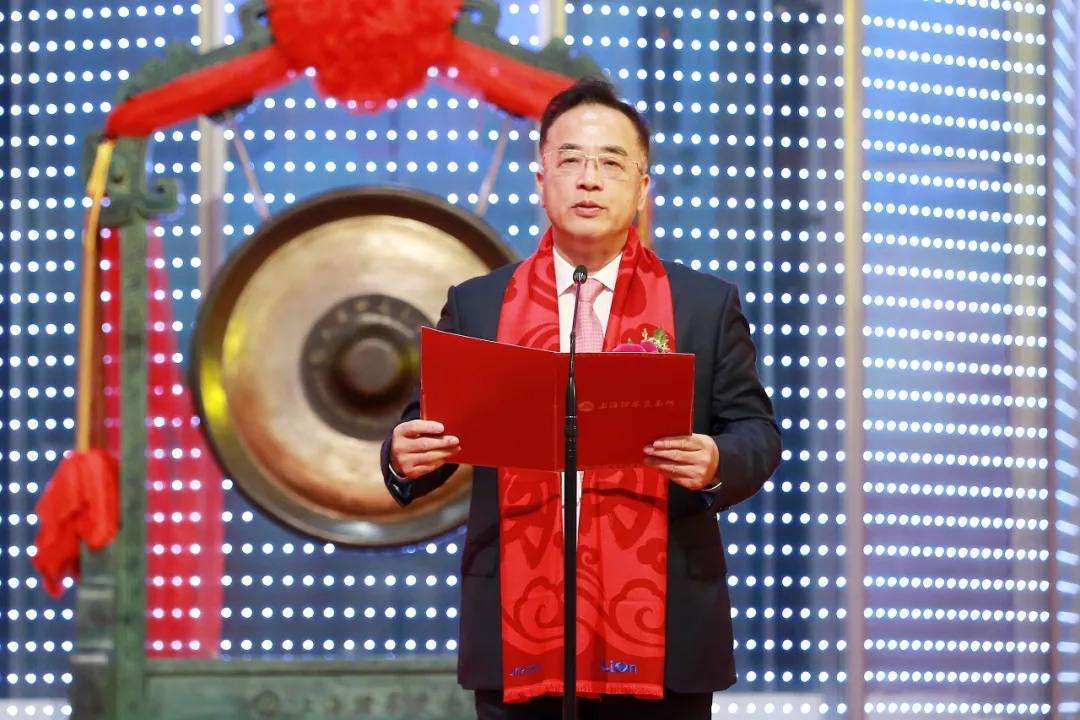 低调的金华富豪王敏文:45岁创业,57岁公司上市,如今身家190亿