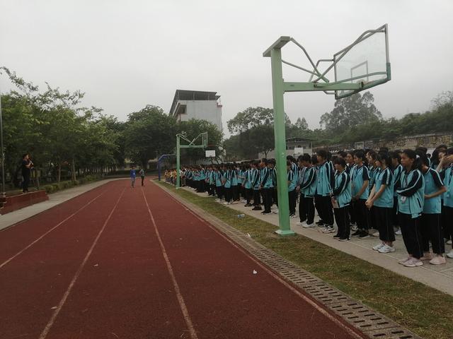 油溪中学全部老师图片图片