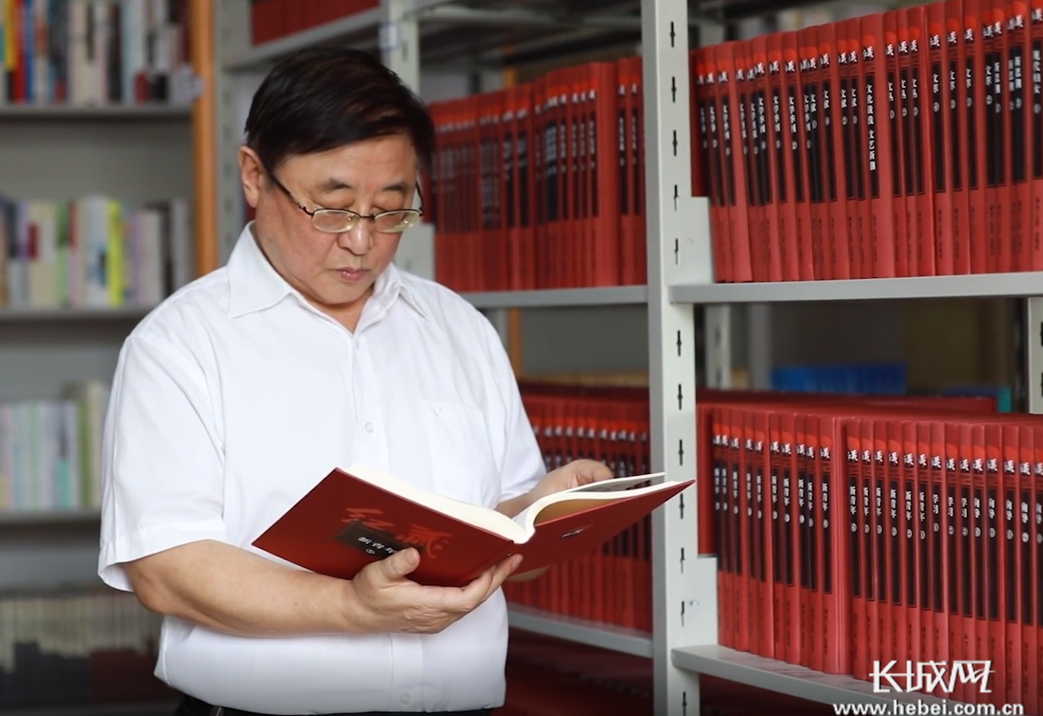 河大百年·大学之大④丨田建民教授:行之苟有恒,久久自芬芳