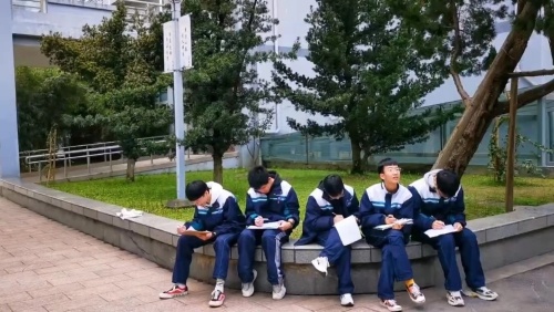 瑞安市第十中学:以我生花妙笔,捕捉校园春光