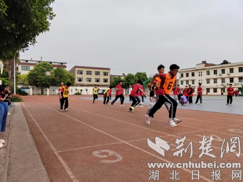 杨威中学图片