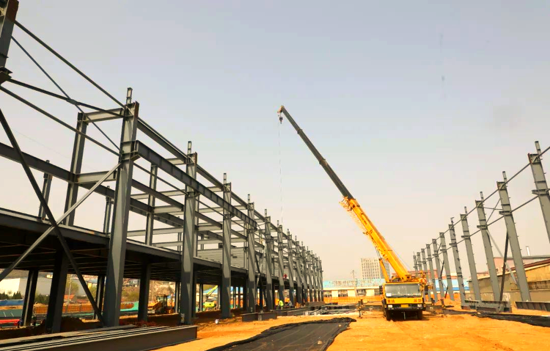 Steel structure factory building for an automotive company