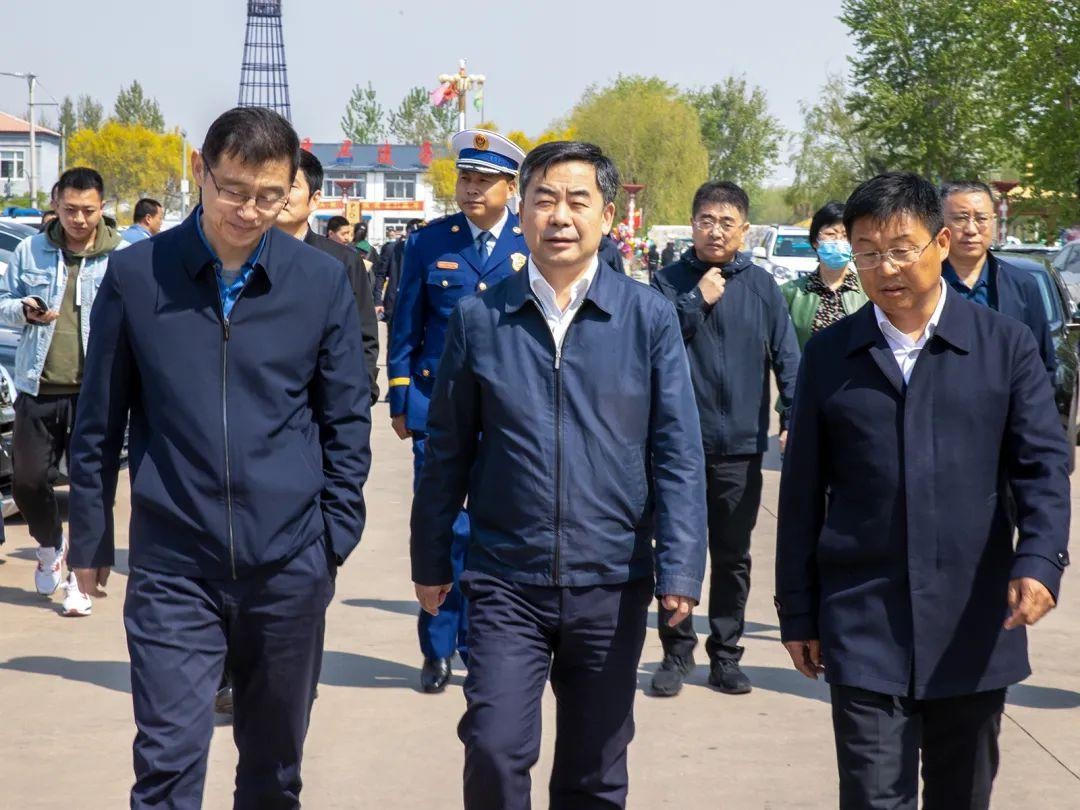 「要闻」盘锦市市委常委,副市长杜鑫调研检查"五一"劳动节期间消防