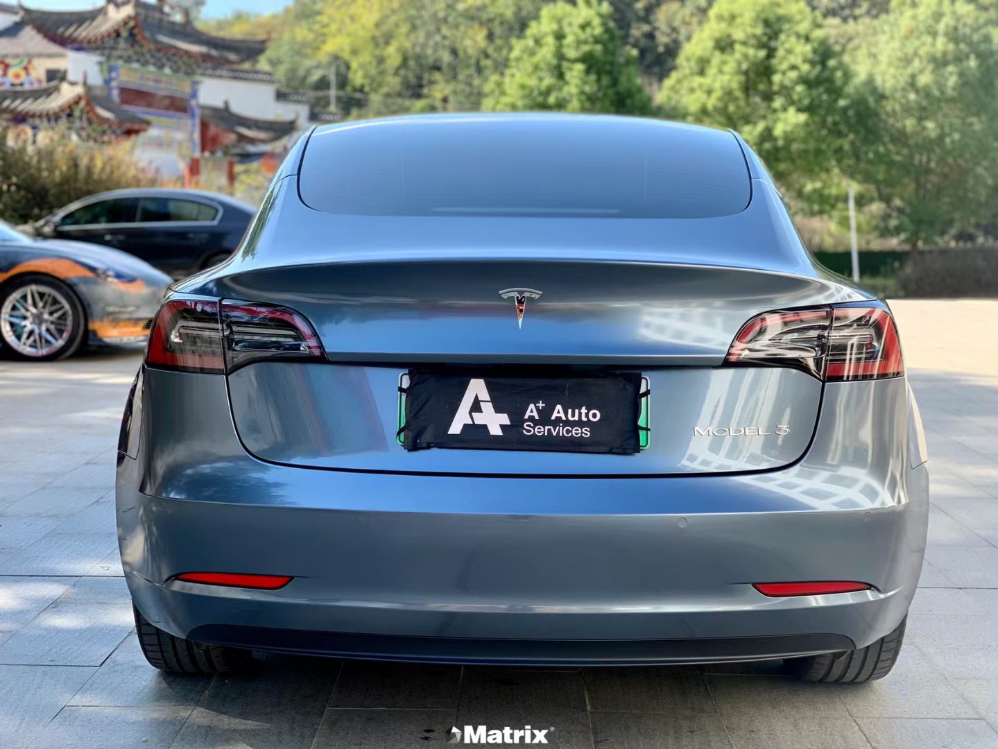 特斯拉model 3-matrix矩阵改色膜拜伦湾蓝,器宇不凡