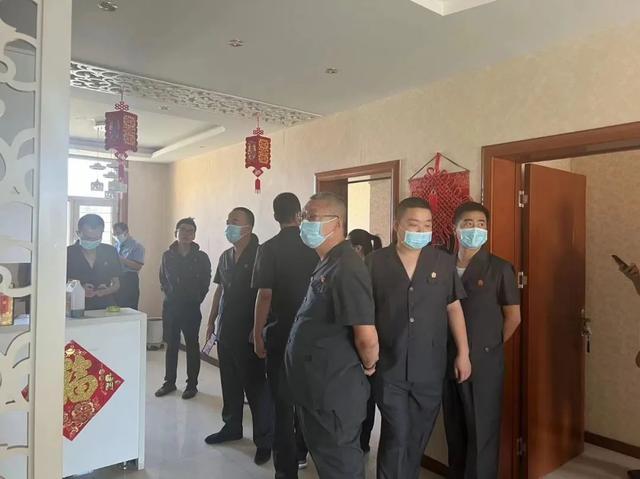 被执行人花样百出拒腾法拍房看宁武法院执行法官刚柔并济强制腾房