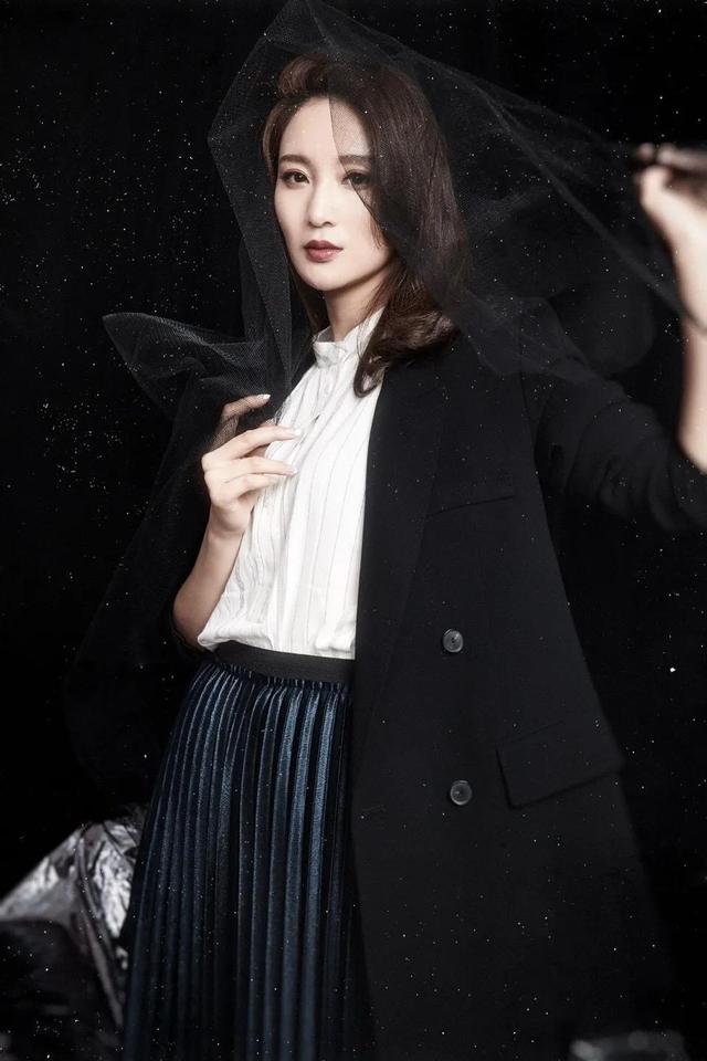 侯梦莎——美照连连看