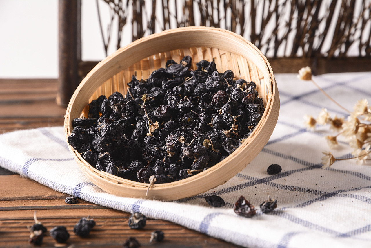 黑枸杞必须这样吃!黑枸杞的功效与作用!