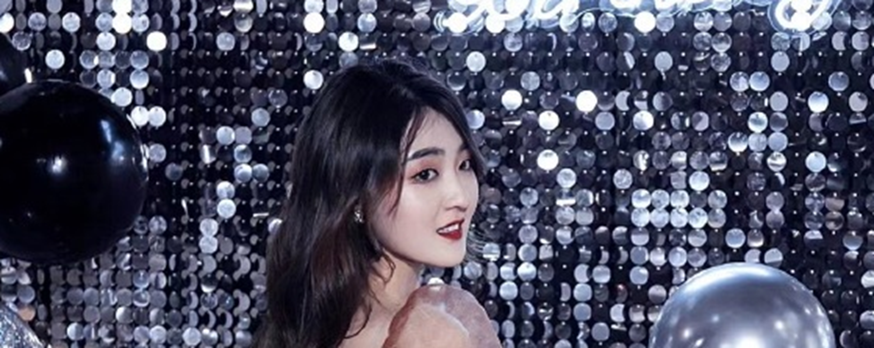 网红乔七月的真实姓名,她的视频男主角是谁