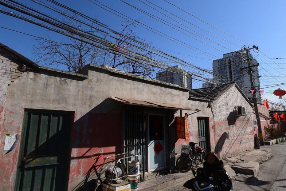 北京三环一处城中村:房屋老旧,街道狭窄,却从不缺租客