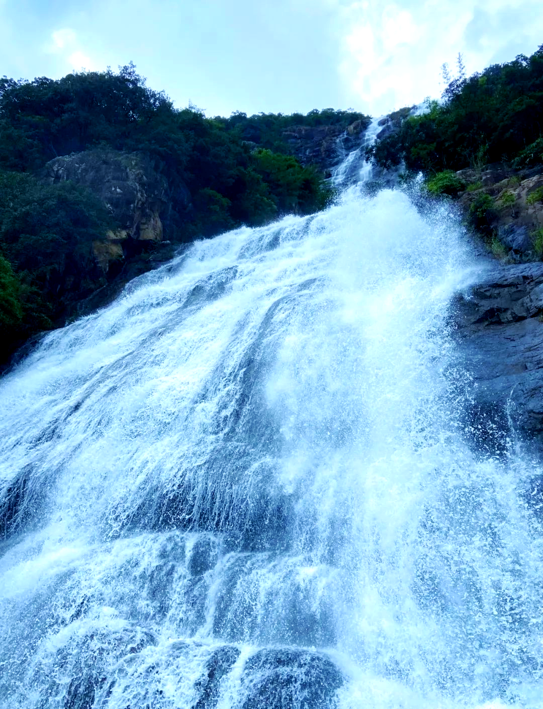 白水寨山顶为什么有水 白水寨山顶为什么有水