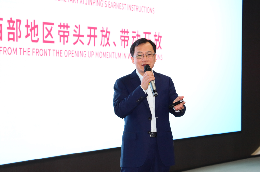刘军 重庆果园港国际物流枢纽建设发展有限公司党总支书记,董事长