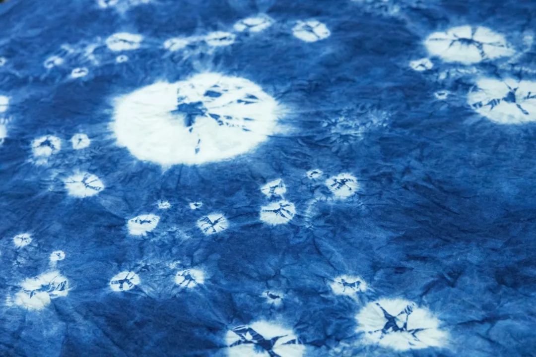 板蓝根也能染布?来杨浦这里探索"蓝染"的传承与创新