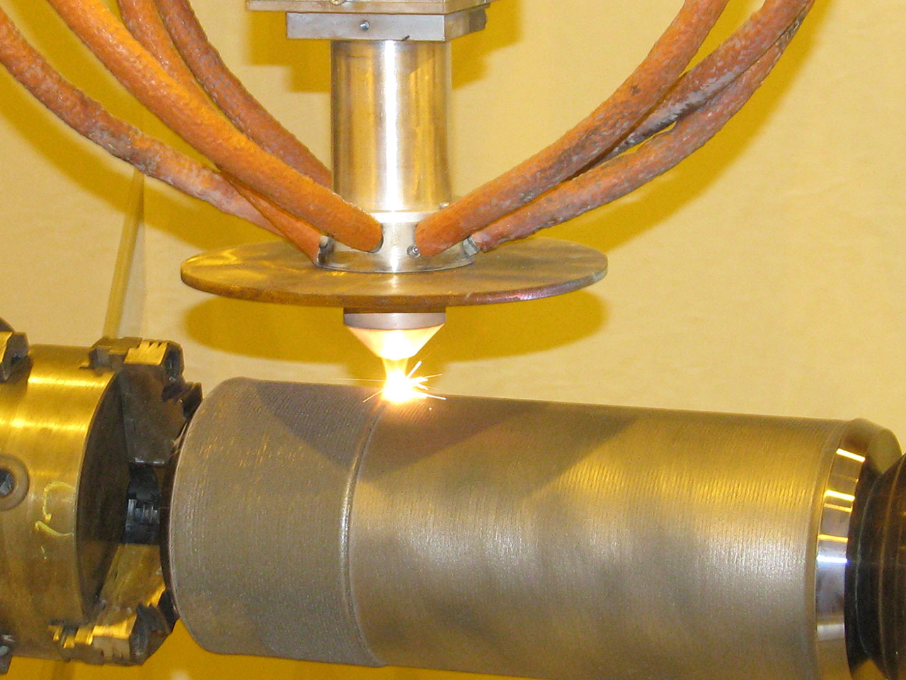 激光熔覆工艺特点