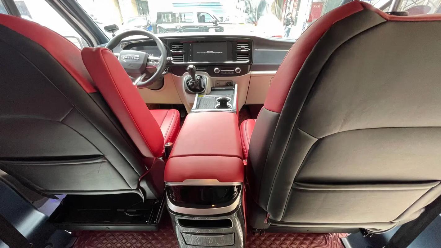 扶手箱改装车载冰箱