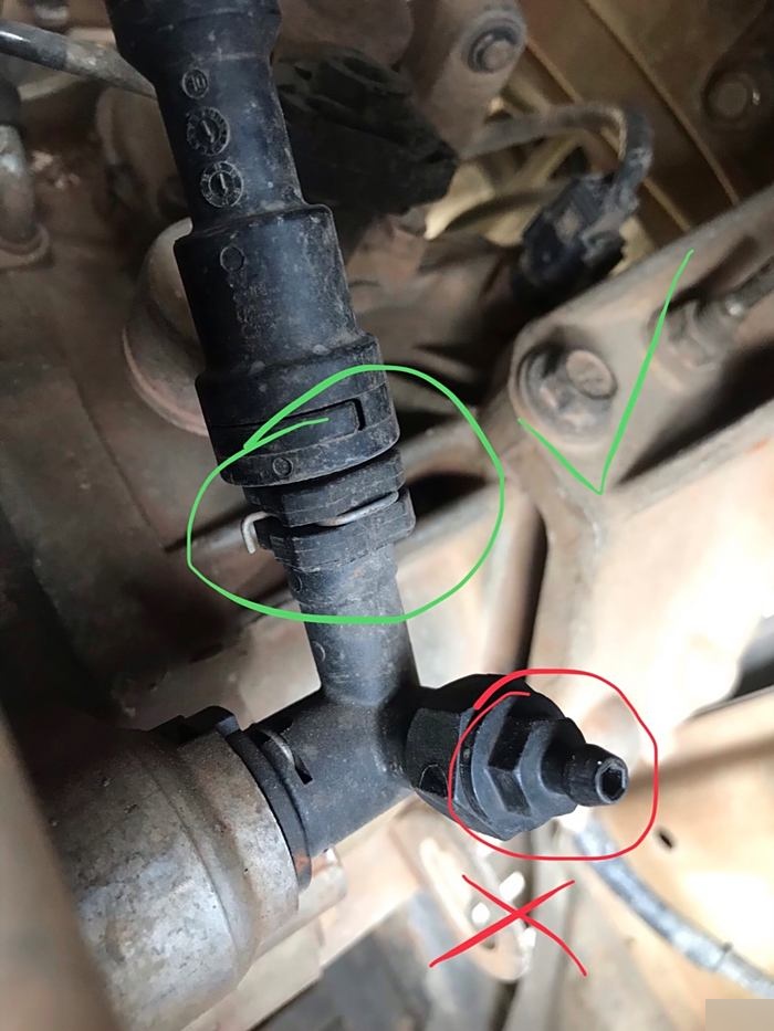 离合器总泵如何排空气