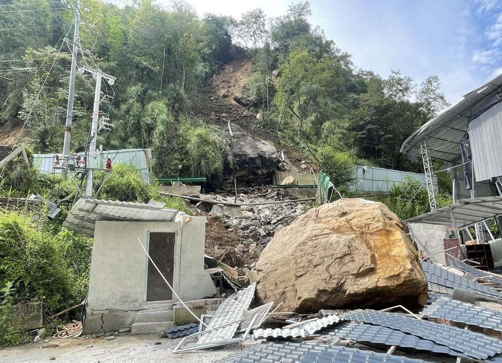 四川石棉草科鄉遭遇山洪泥石流當事人講述