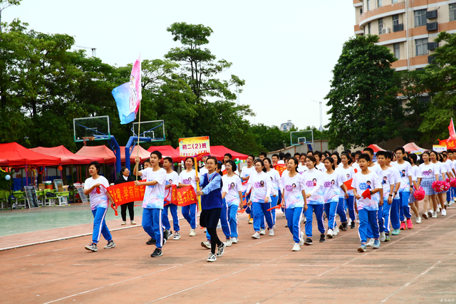 番禺桥城中学图片