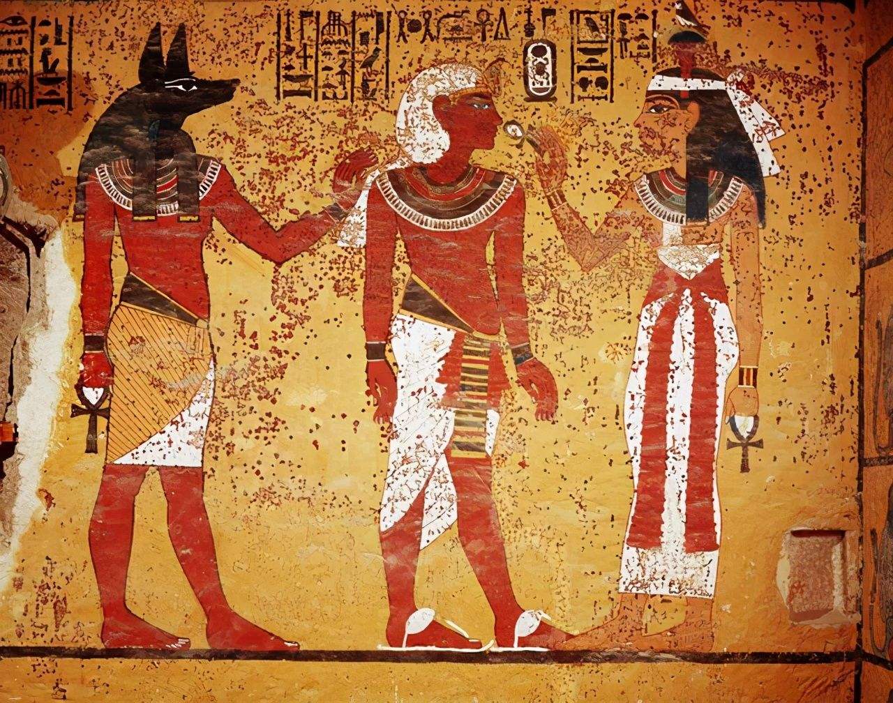 古埃及王室的婚俗,兄妹父女皆能通婚,究竟为何?