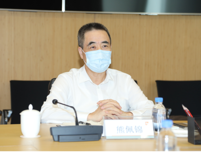 深投环保董事长陈刚与深圳能源董事长熊佩锦举行座谈交流