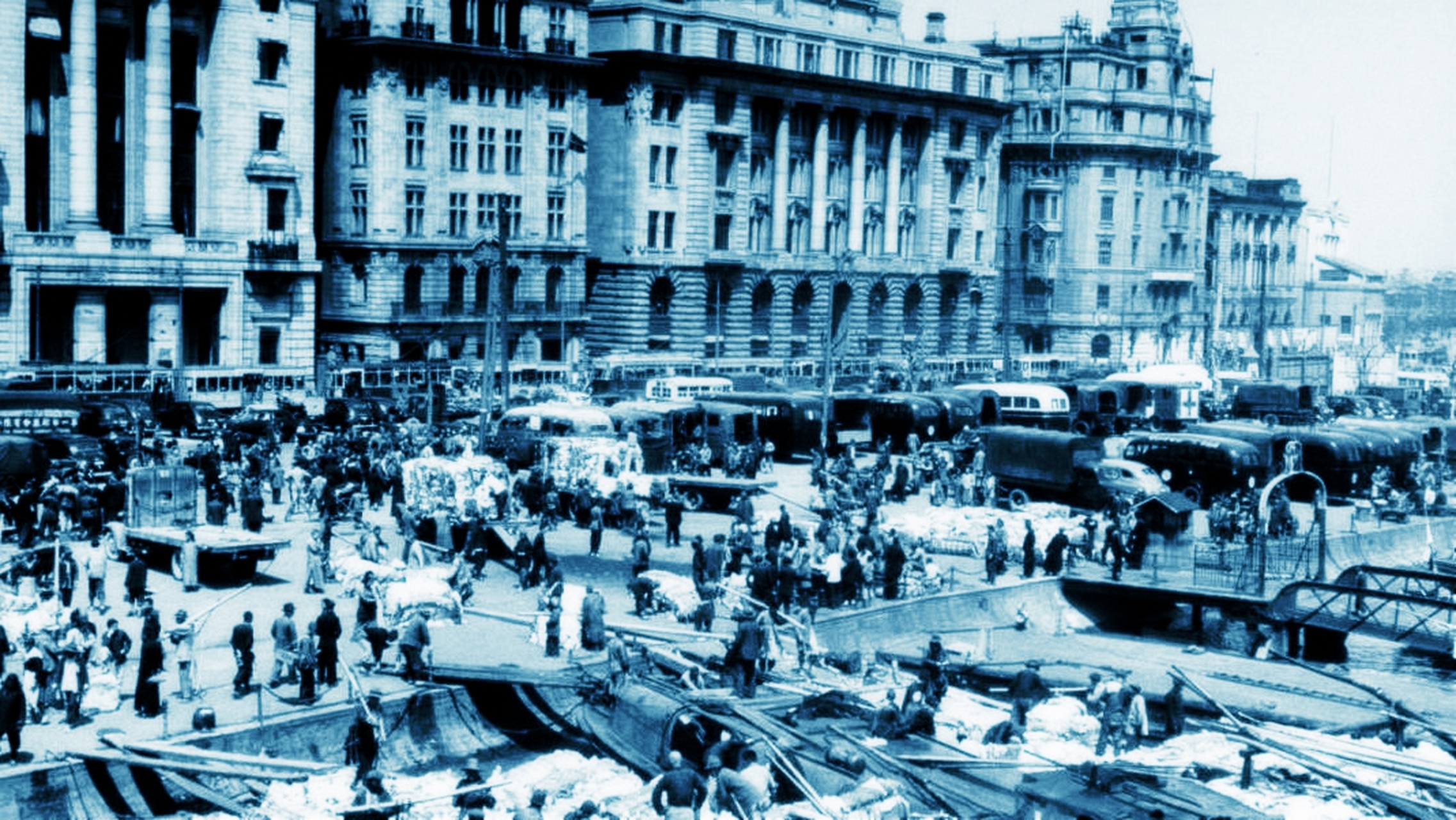 40年代后期的上海码头,整个40年代后期的上海码头,运送着全国各地的