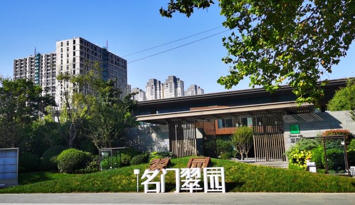 郑州名门翠园延期交房追踪:有望8月复工,烂尾楼或迎新生