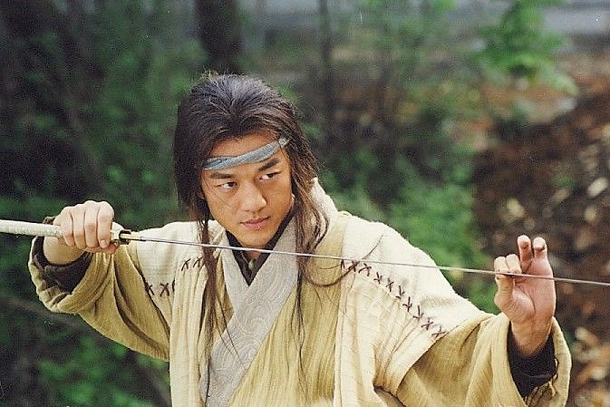 金庸笔下令狐冲,没一点大师兄样子,岳不群能喜欢他么?