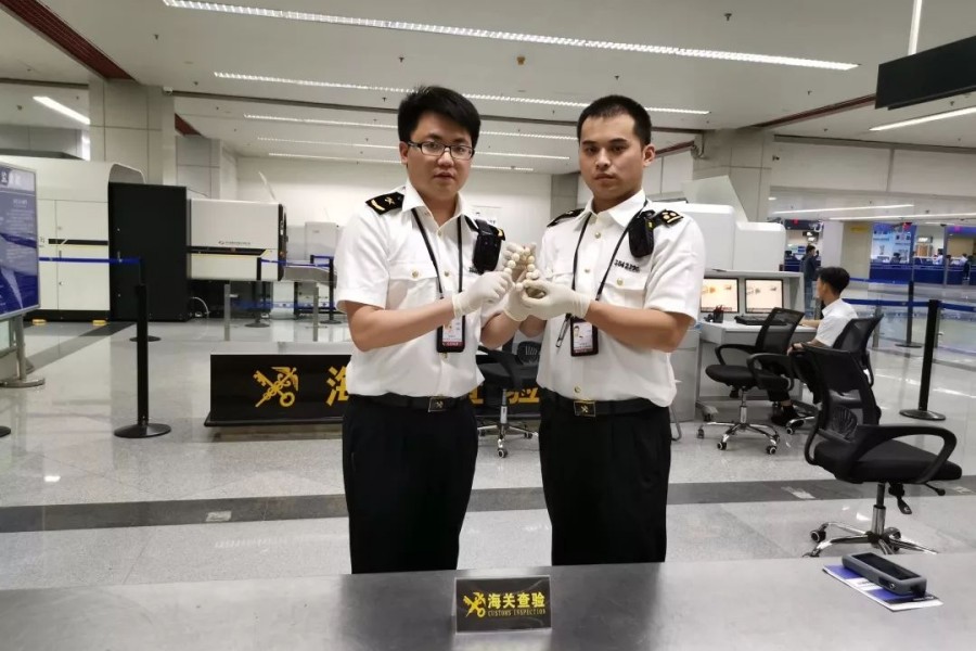 案例:美女死刑犯毛苒,与黑人男友谈恋爱,26岁时被判死刑