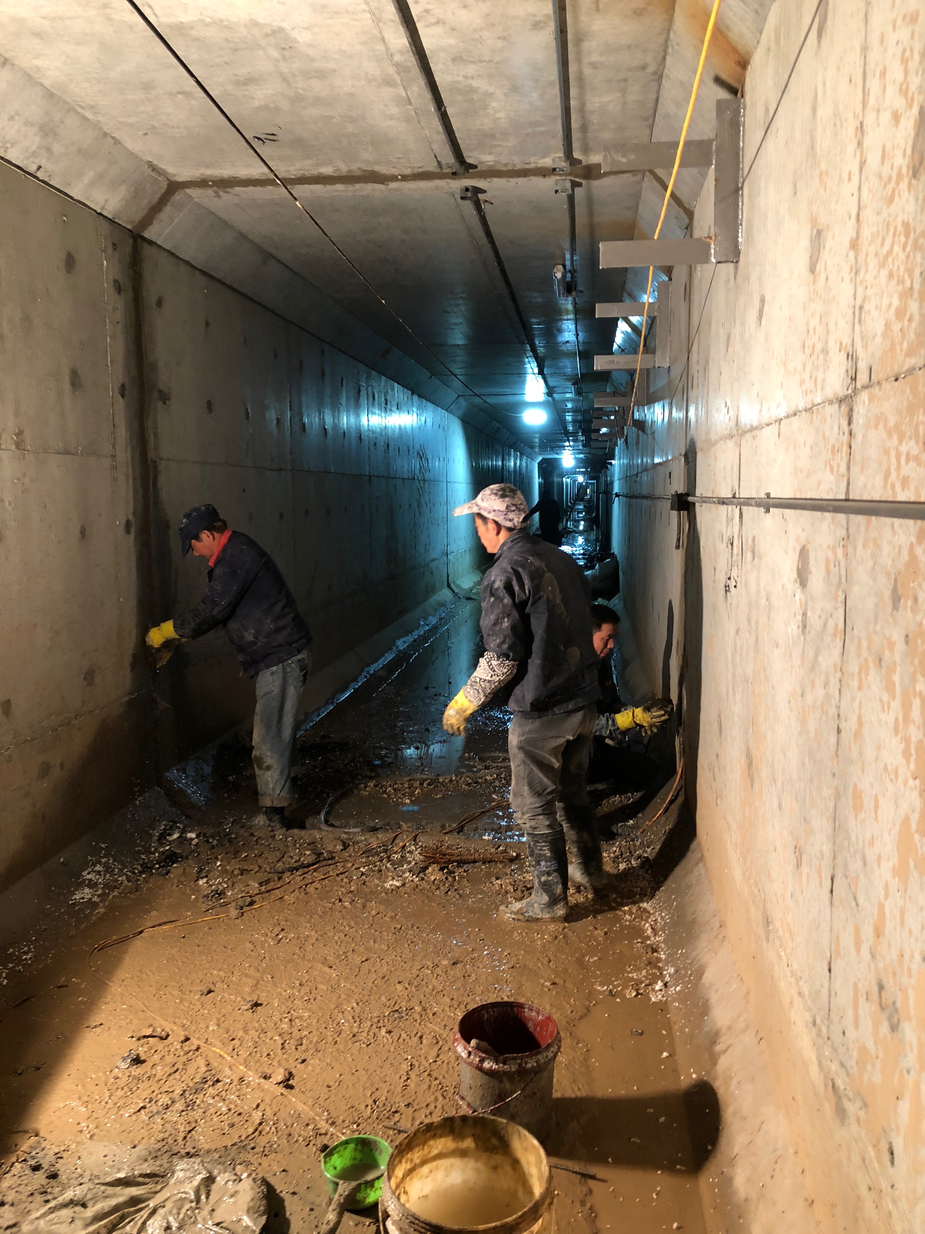 电缆隧道伸缩缝补漏 电缆隧道修补堵漏维修