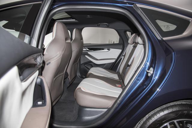 2023款比亚迪秦plus dm-i 冠军版上市,售价9.98-14.58万元