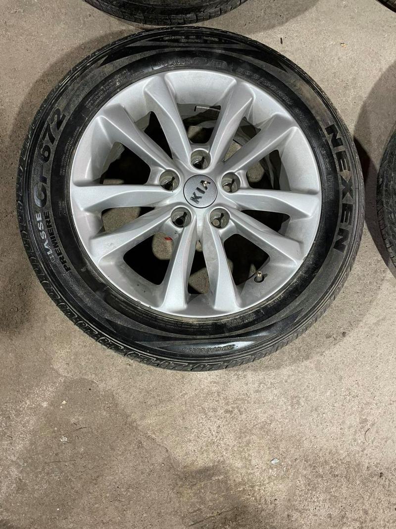 15款起亚k3轮胎是什么型号