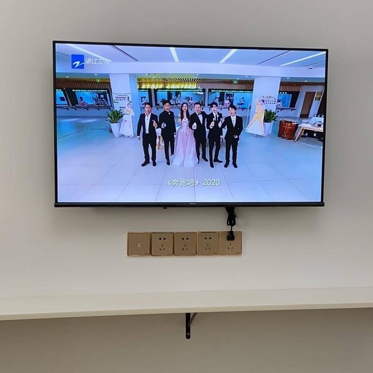 海信vidaa 43英寸ai语音智慧全面屏电视怎么样?值得买吗?