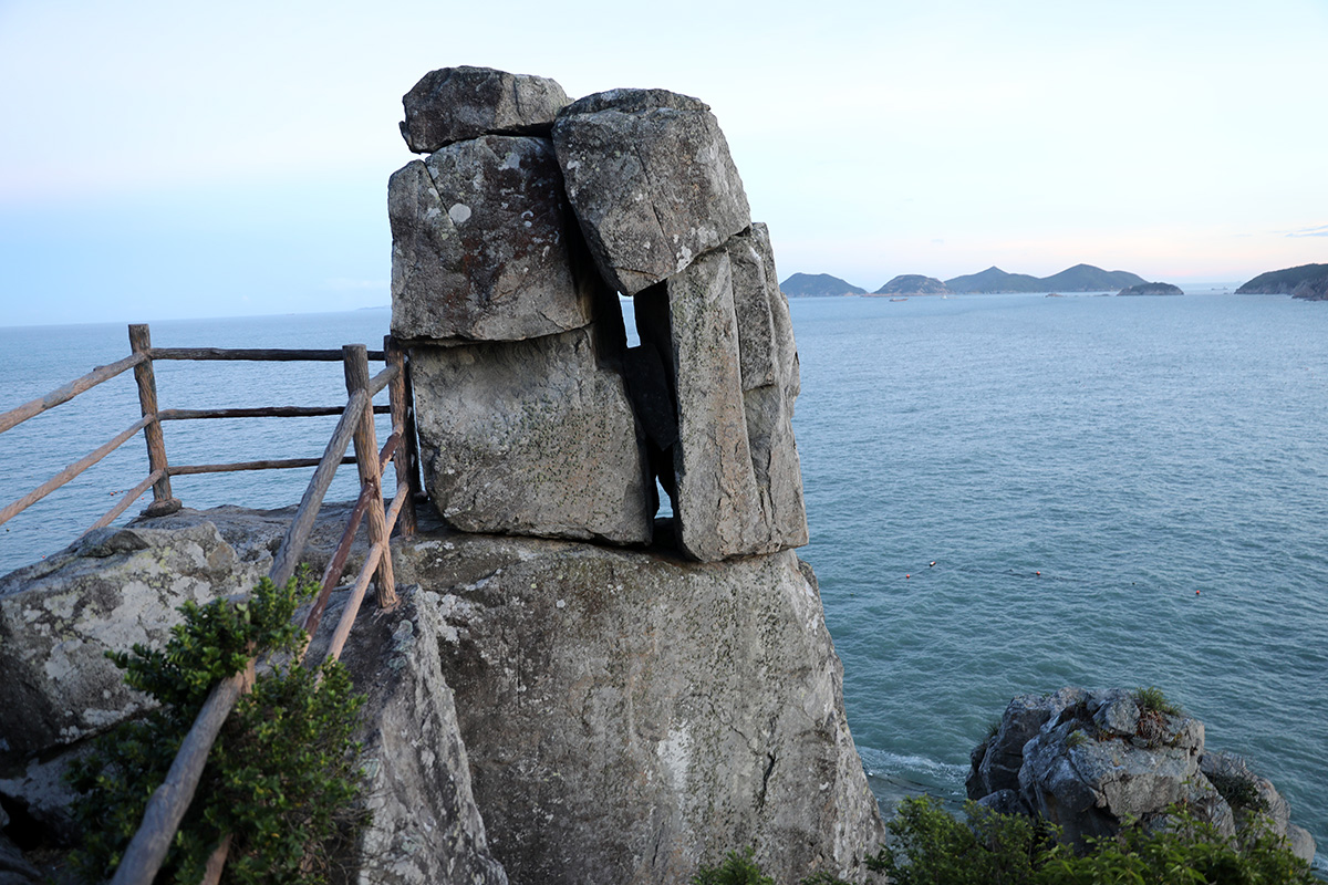 洞头百岛,八桥连九岛,精华仙叠岩