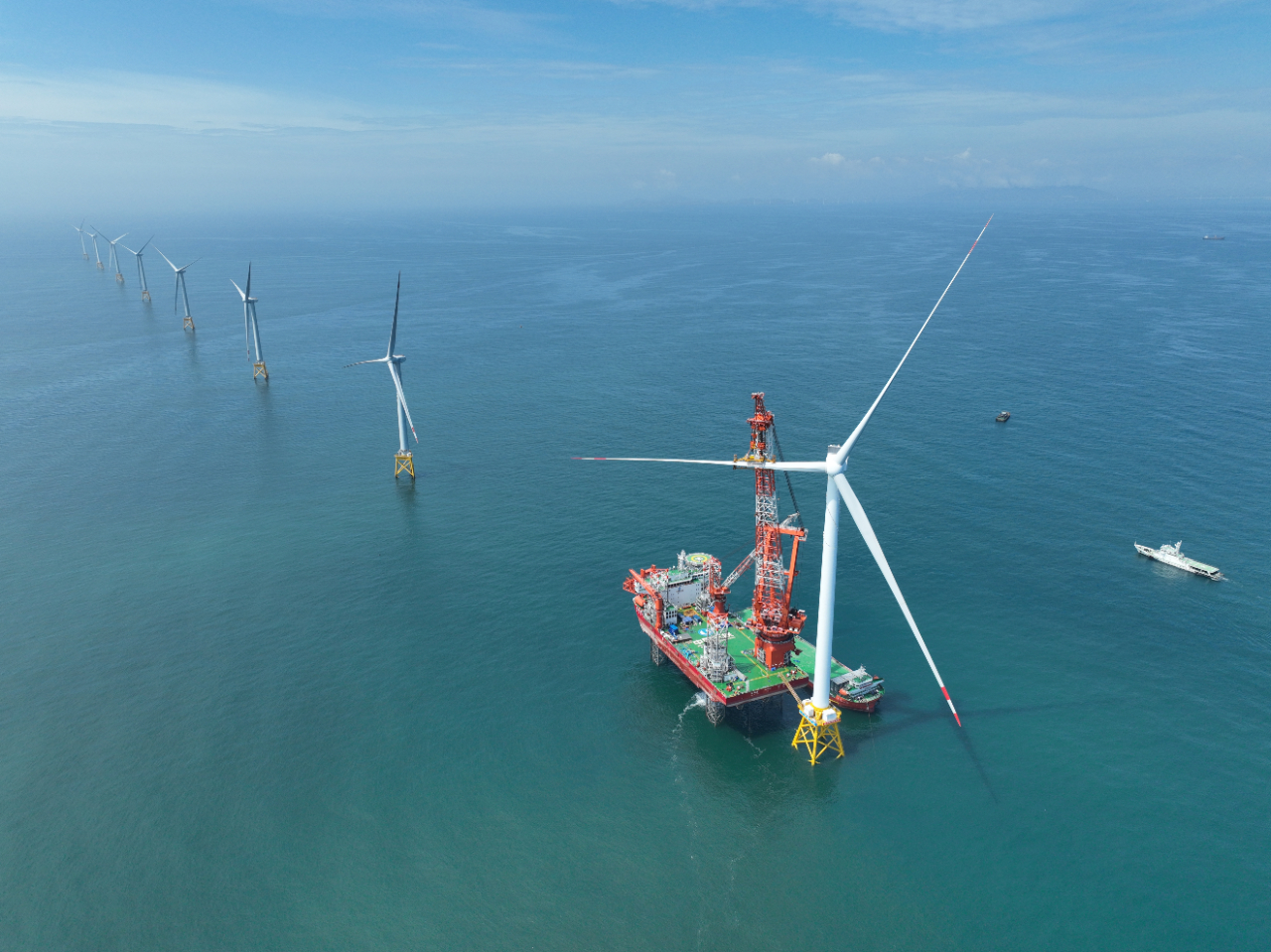全球首台16兆瓦海上风机顺利安装完成