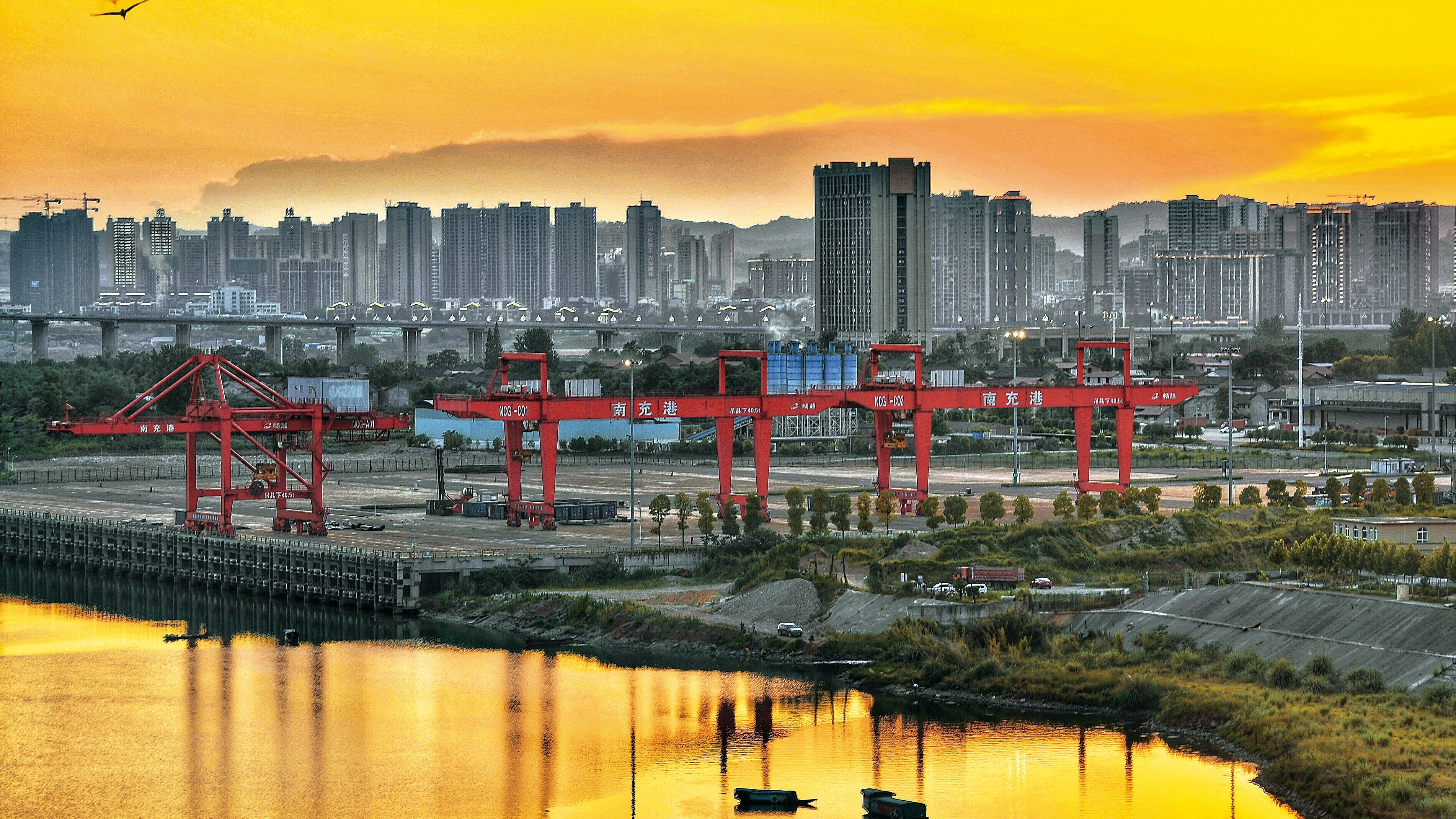 新型工业化·书记市长说74古正举:加快构建以实体经济为支撑的现代