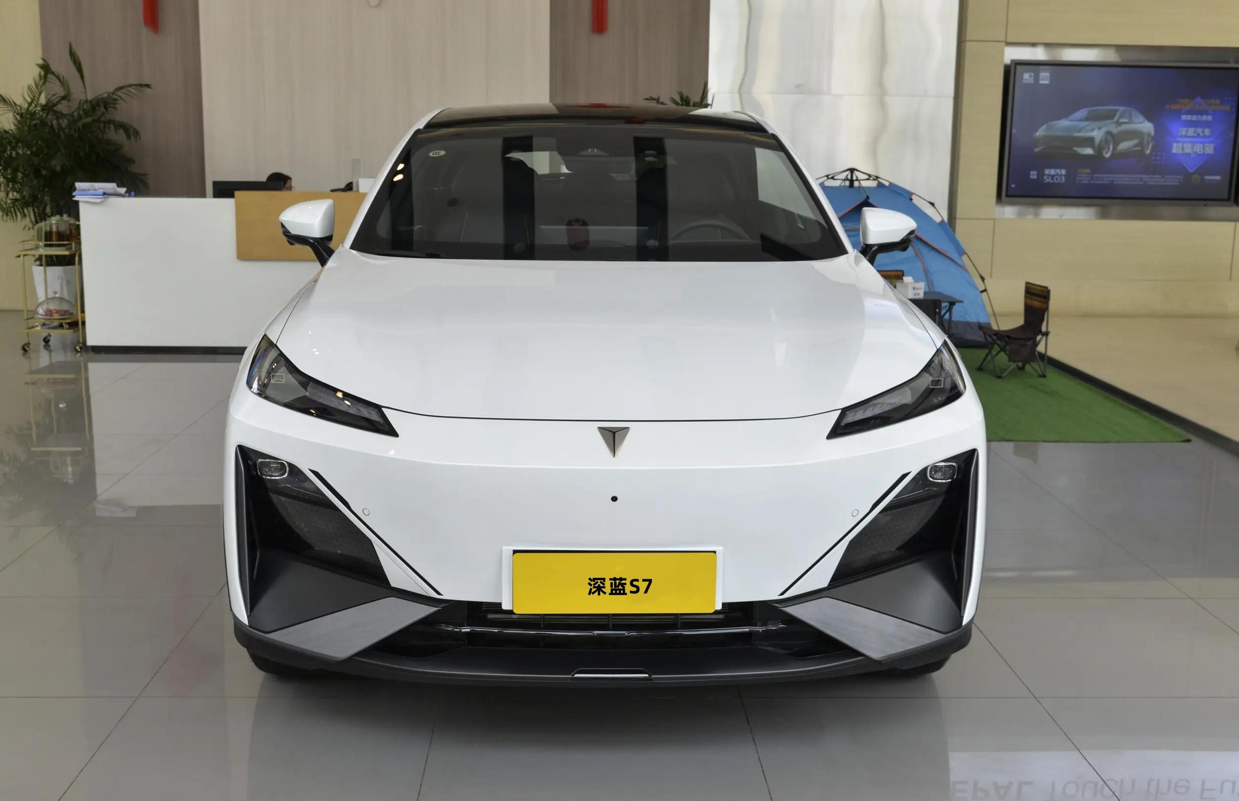 长安深蓝s7 520pro纯电版上市,纯电续航520公里,售价17.99万元