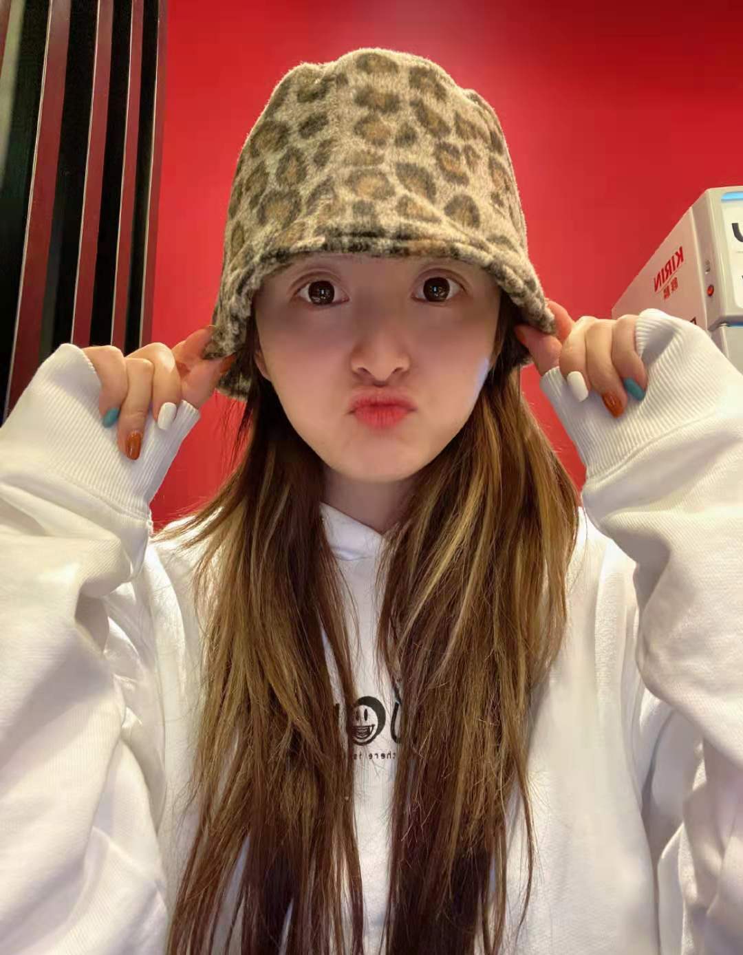 腾讯nba主播小楠晒美照,神似日本成人女演员,网友:不能直视!