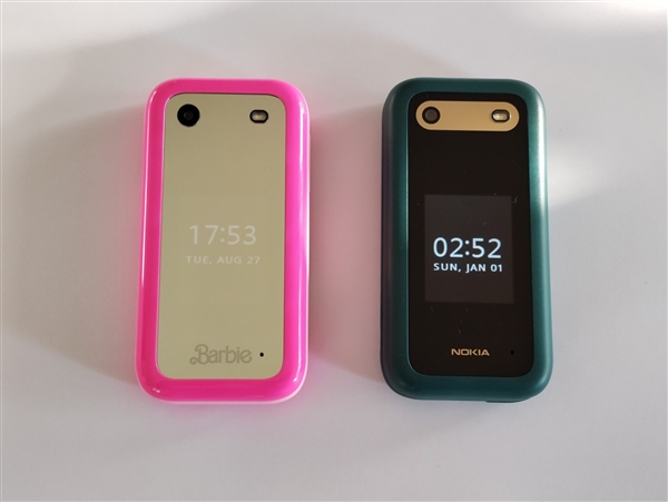 919元!HMD Barbie芭比联名翻盖机发布:粉色机身少女心爆棚