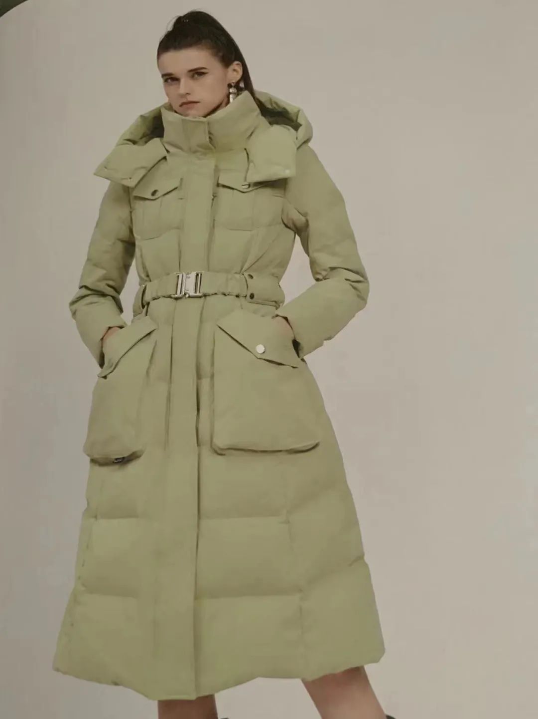 十大女装品牌(埃文)鹅绒羽绒服22年冬