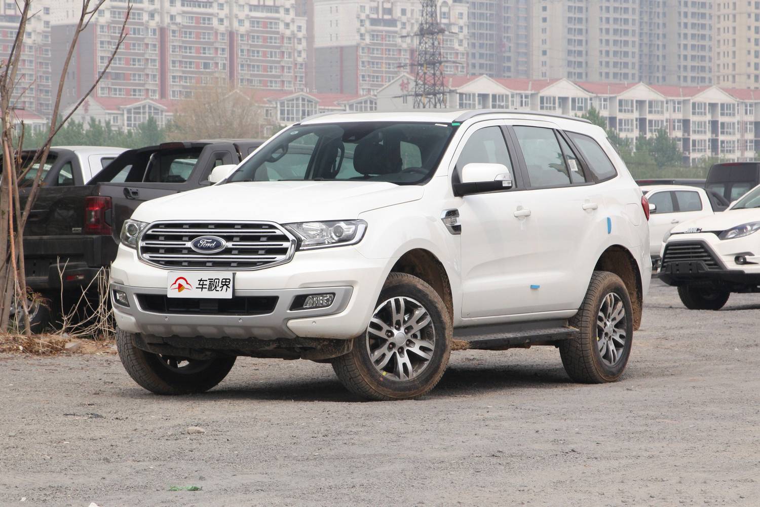 不到30万买福特牌硬派越野!大梁 全时四驱,还有f-150同款动力!