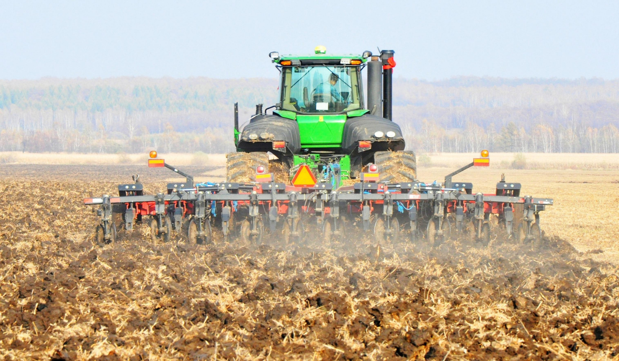 逊克农场:唱响粮食增产丰收曲