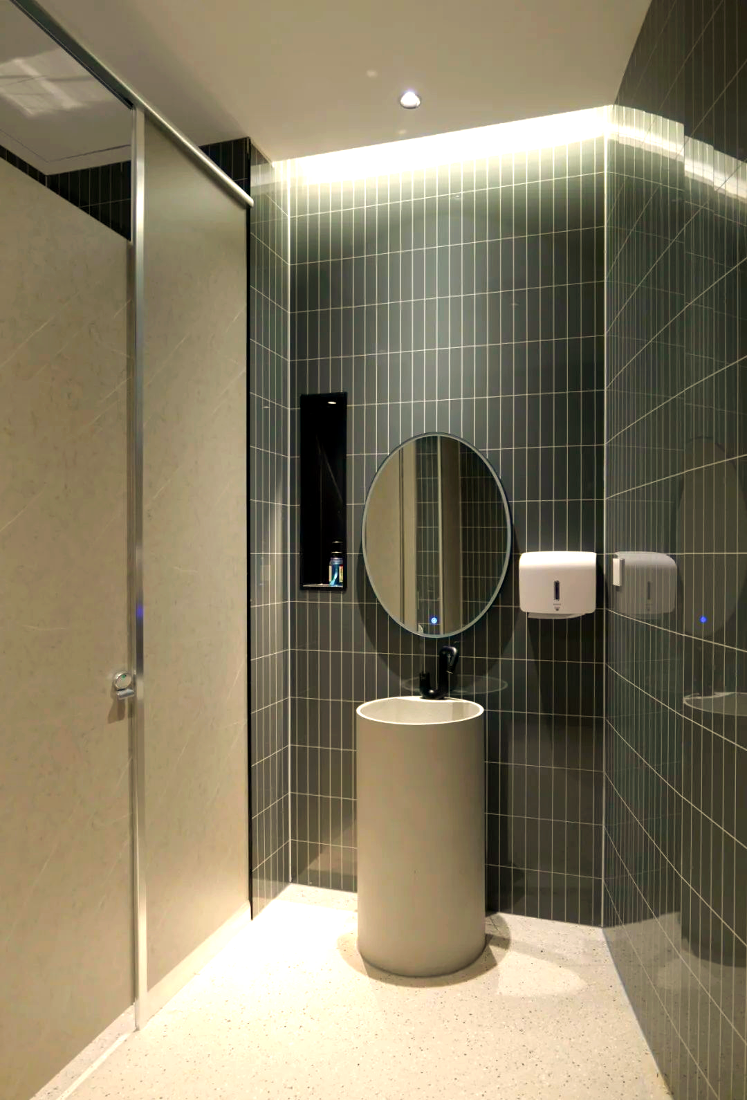 spc石晶墙板如何成为卫浴空间装修的新选择?