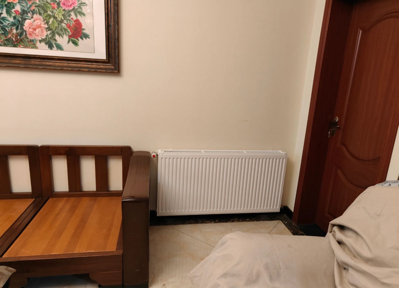 家用暖气片图片大全