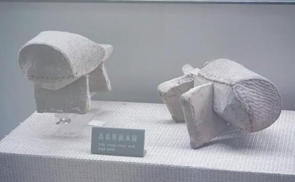 谢公屐:从谢灵运到诗人的永恒情结