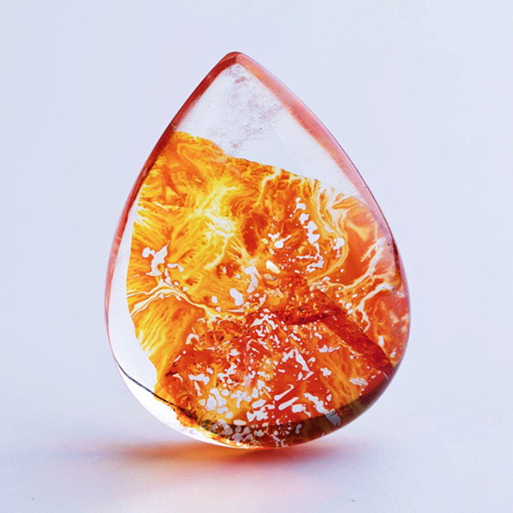 凤羽晶的闪光片展现