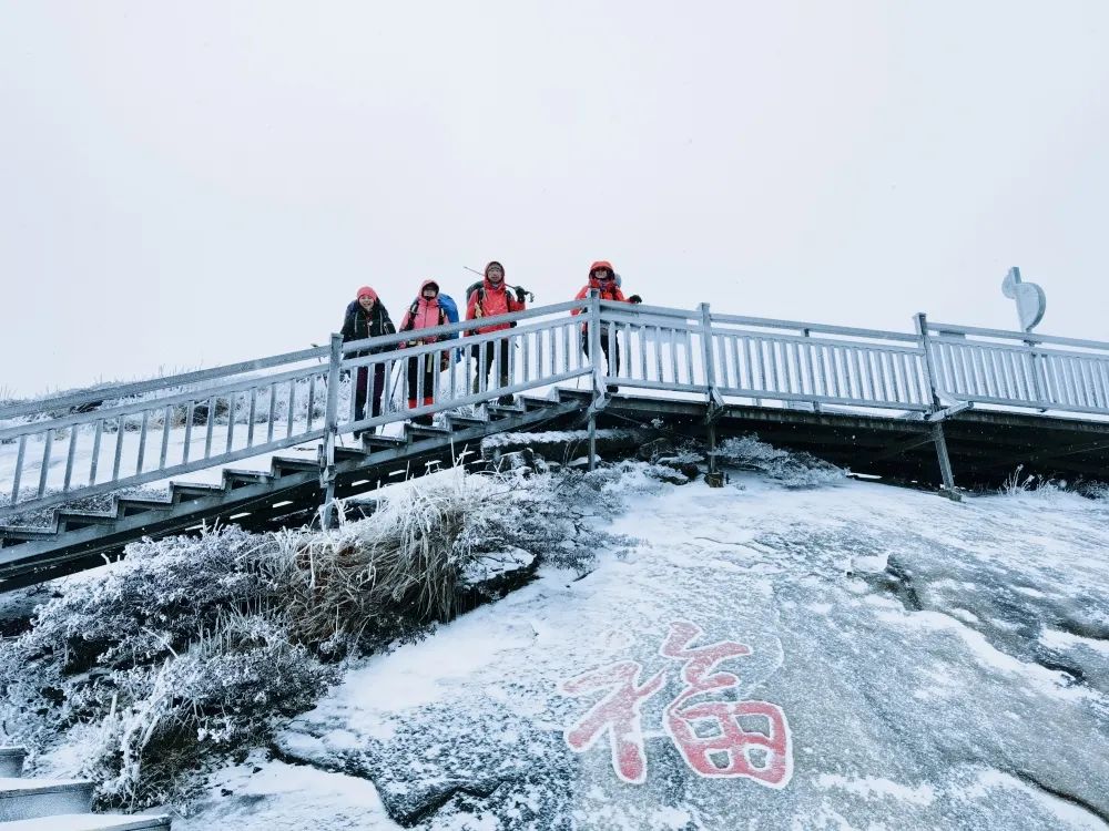 嘶哈福建敢下雪了速来