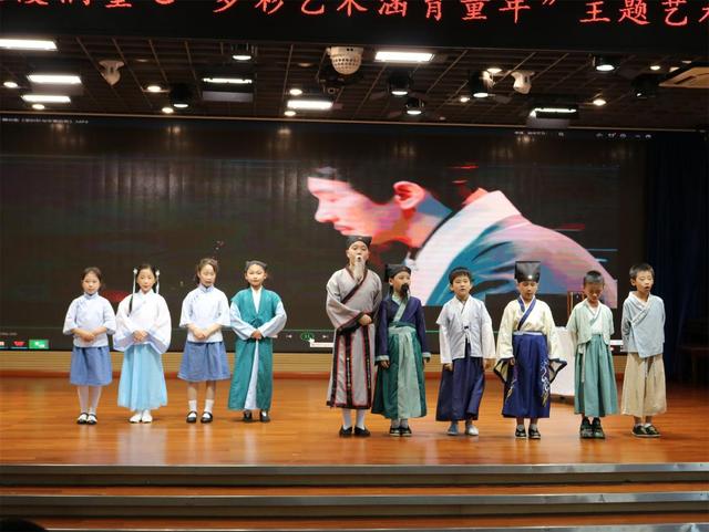 景鹏小学举办第十九届艺术节