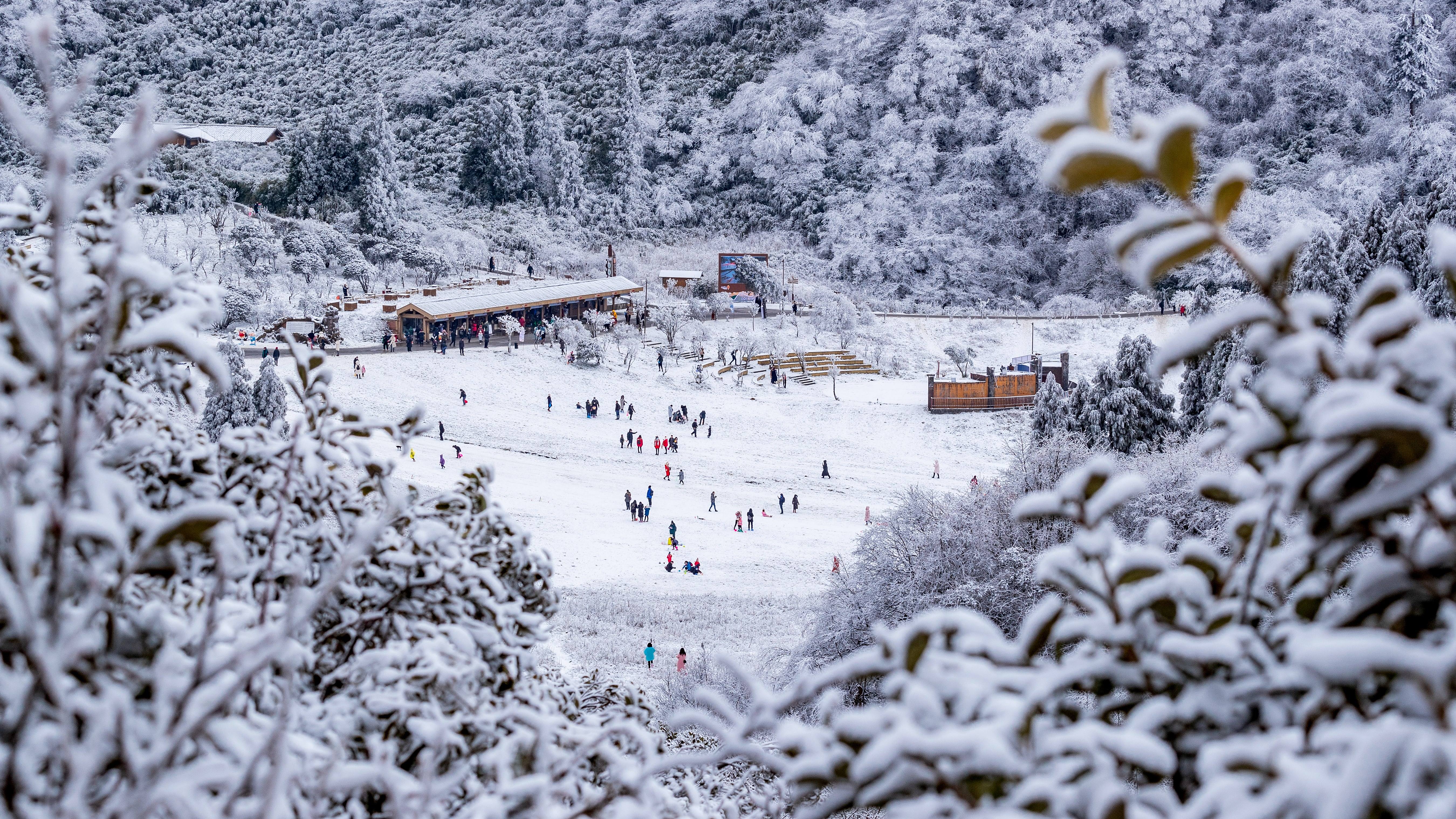 重庆南川:戏雪庆新年